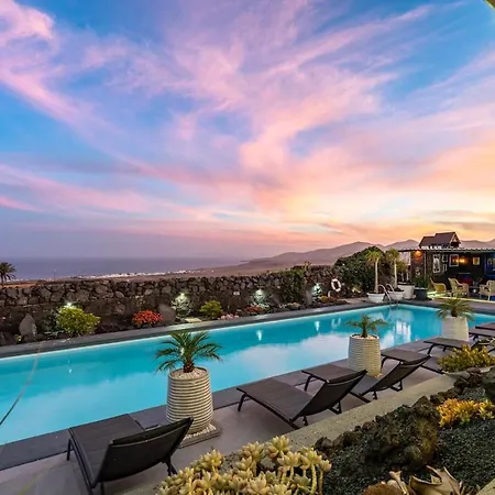 Exclusive Super-villa 12 Bed,11 Bath With Amazing Facilities, Sea And Mountain Views * 蒂亚斯