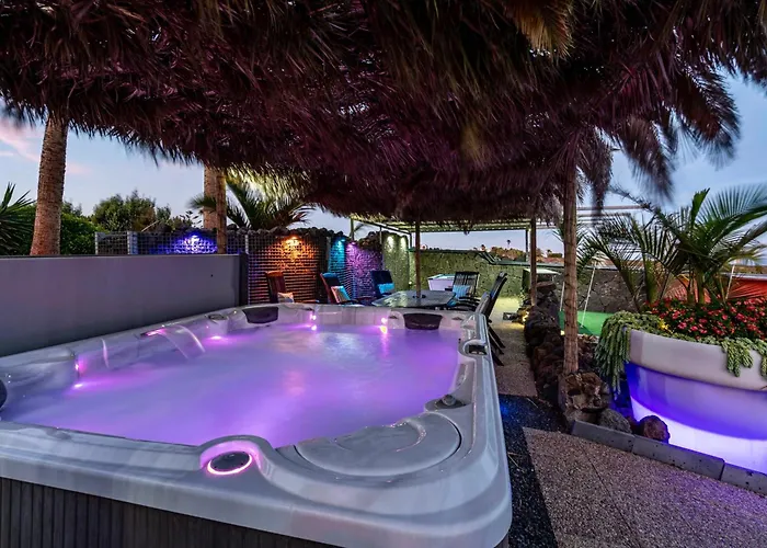 빌라 Exclusive Super-villa 12 Bed,11 Bath With Amazing Facilities, Sea And Mountain Views