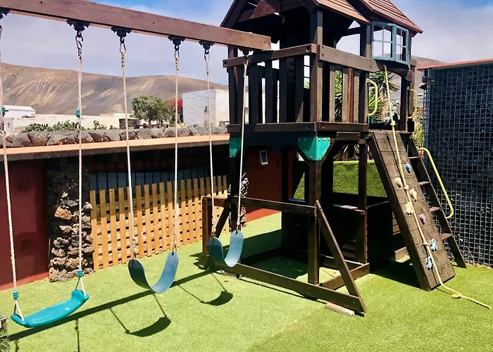 Exclusive Super-villa 12 Bed,11 Bath With Amazing Facilities, Sea And Mountain Views 빌라 티아즈