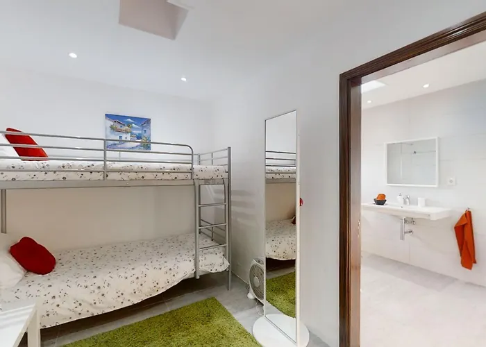 빌라 Exclusive Super-villa 12 Bed,11 Bath With Amazing Facilities, Sea And Mountain Views 티아즈