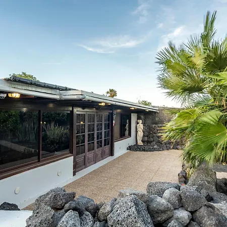 Villa Exclusive Super-Size Holiday Home - 12 Bed,11 Bath With Amazing Facilities, Sea And Mountain Views *