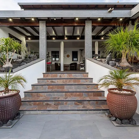 Villa Exclusive Super-Size Holiday Home - 12 Bed,11 Bath With Amazing Facilities, Sea And Mountain Views Tías