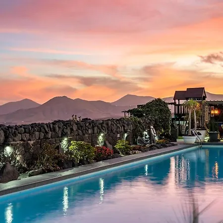 Exclusive Super-villa 12 Bed,11 Bath With Amazing Facilities, Sea And Mountain Views * Tías