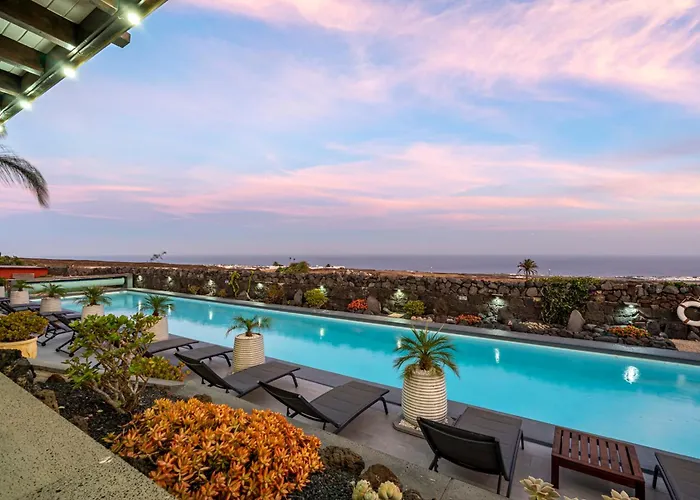 Exclusive Super-villa 12 Bed,11 Bath With Amazing Facilities, Sea And Mountain Views